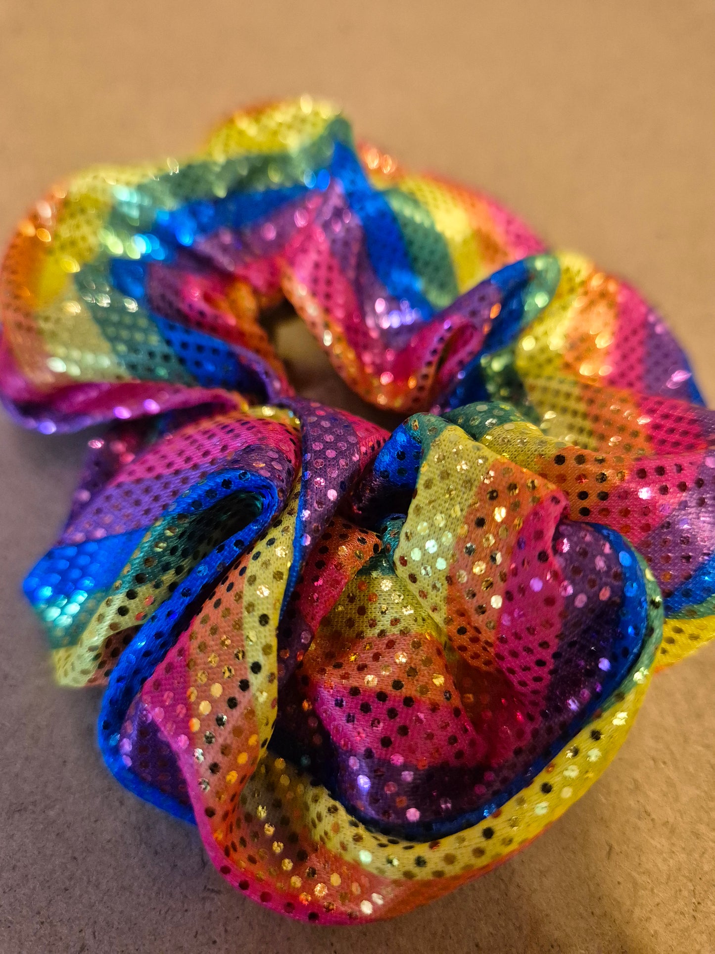 Pride Bling Hårstrikk