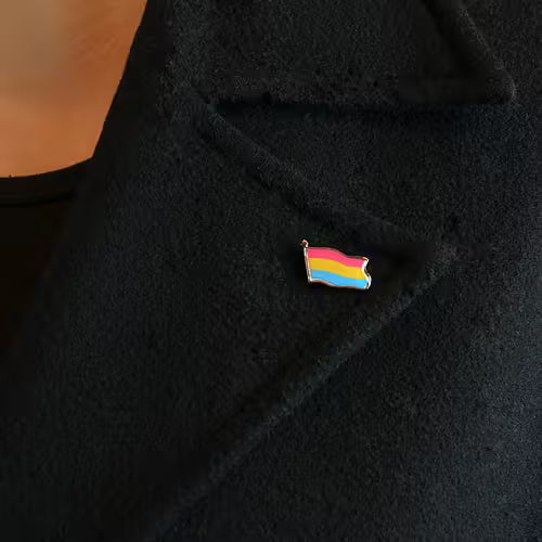 Pan Pride flagg metallpin