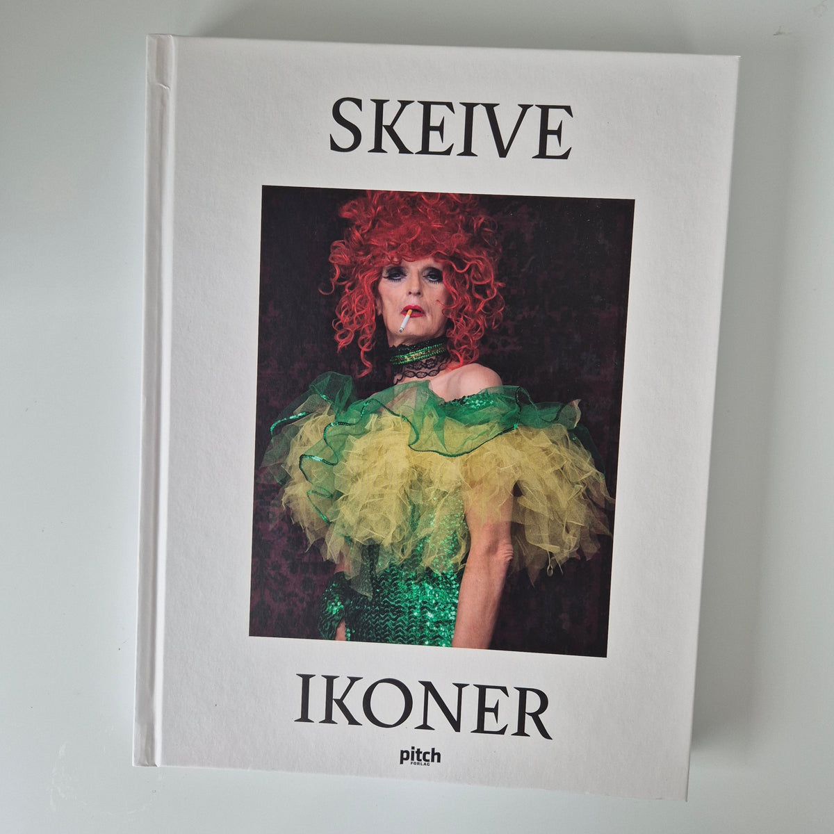 Skeive ikoner – Bjørn Hatterud & Caroline Ugelstad Elnæs | Bok Skeive ikoner – Bok om norsk skeiv historie