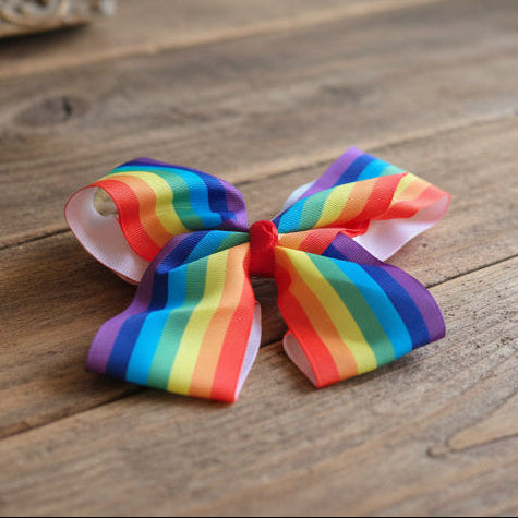 Stor pride spenne med sløyfe