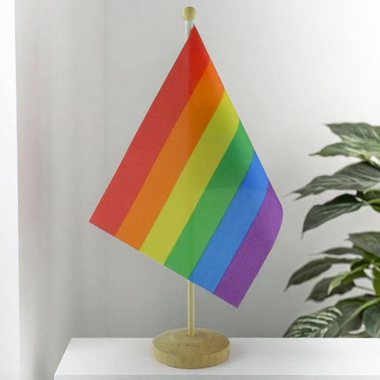 Pride Bordflagg med sokkel i tre